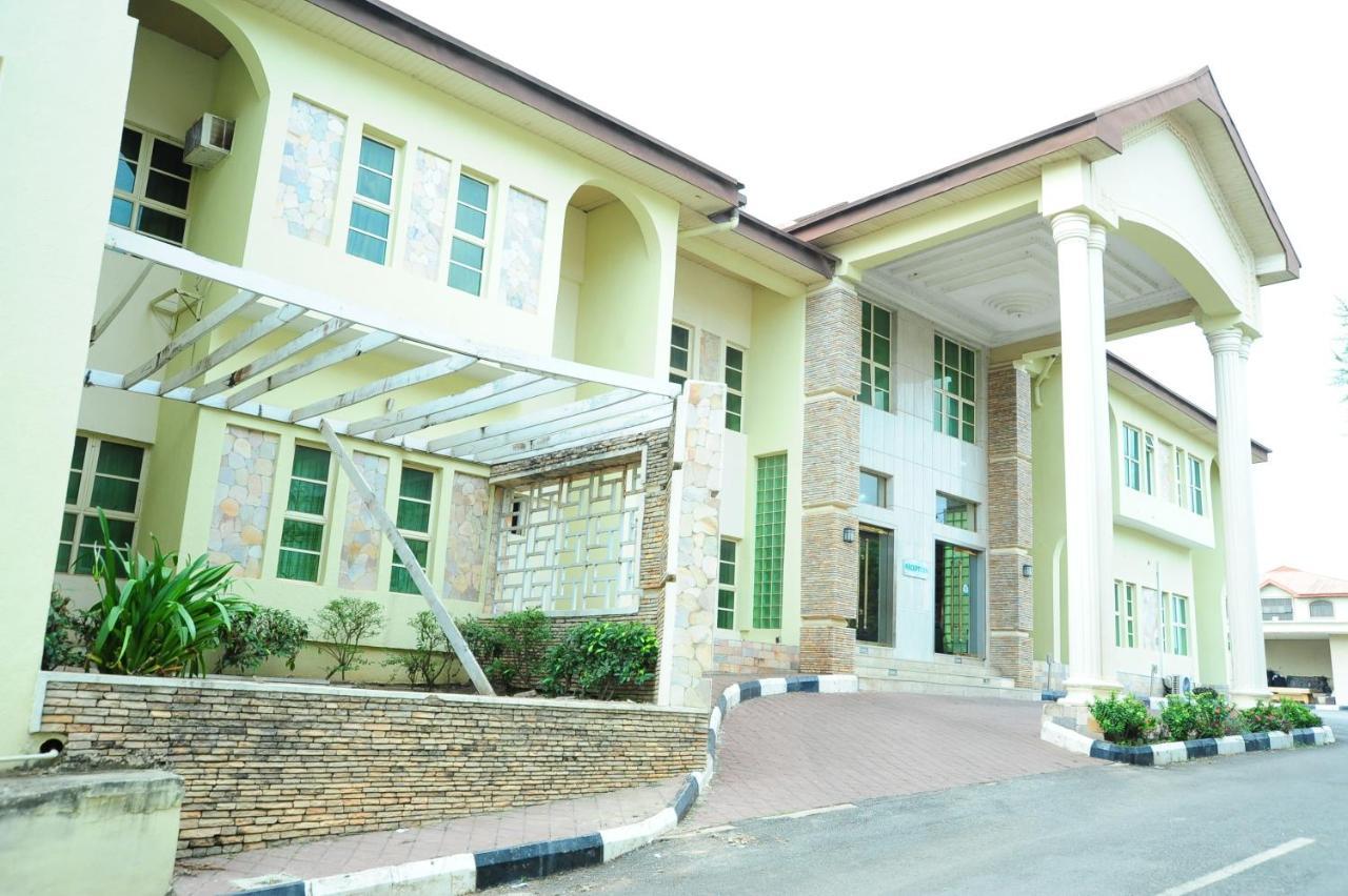 Richton Hotel And Suites Abeokuta Bagian luar foto