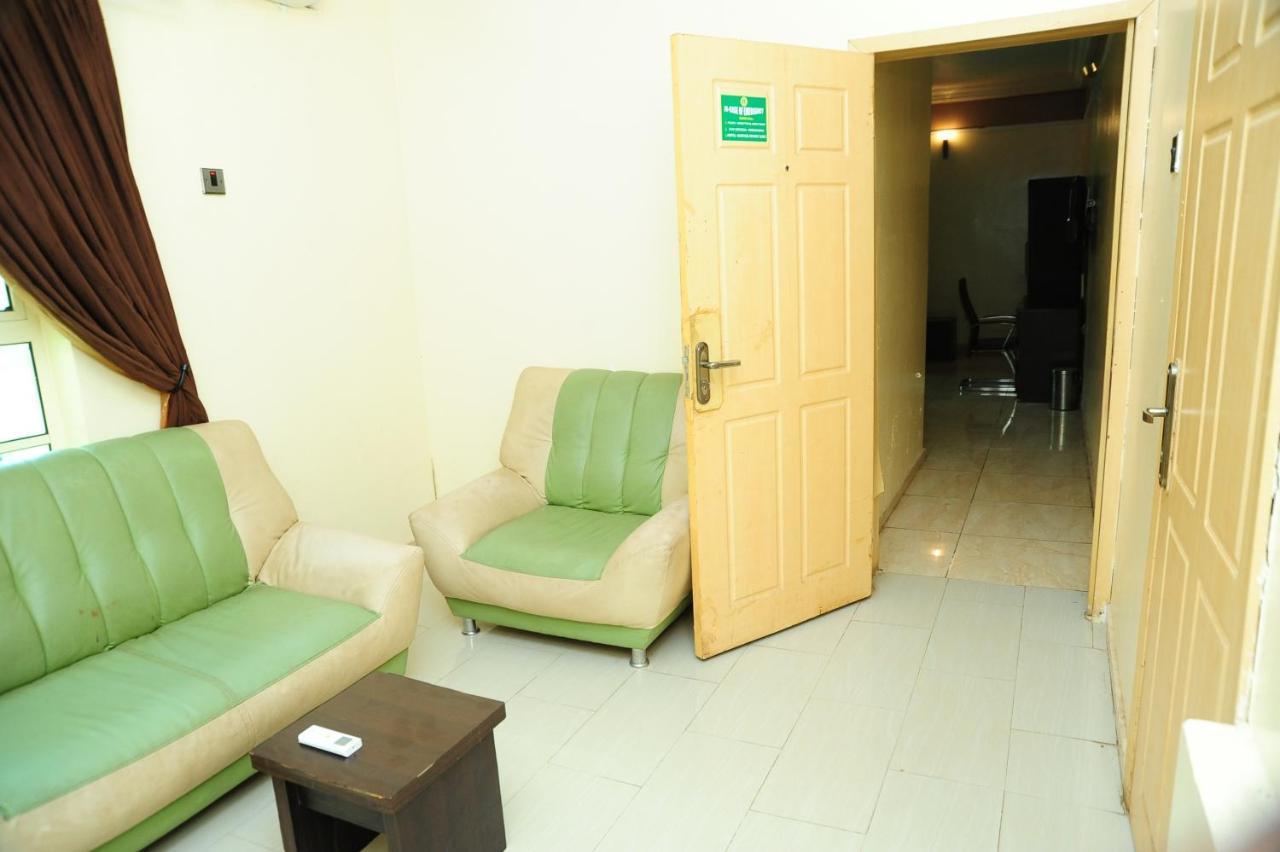 Richton Hotel And Suites Abeokuta Ruang foto