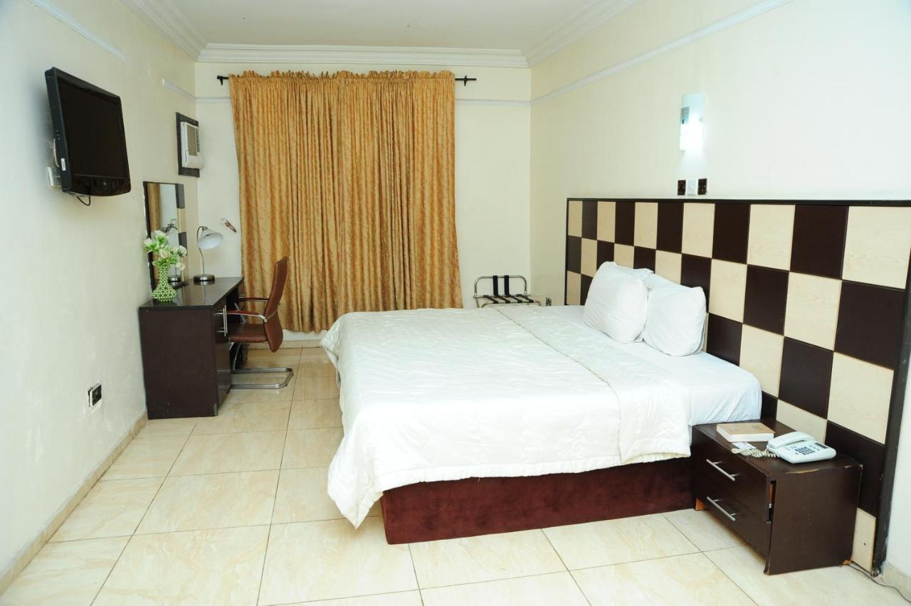 Richton Hotel And Suites Abeokuta Ruang foto