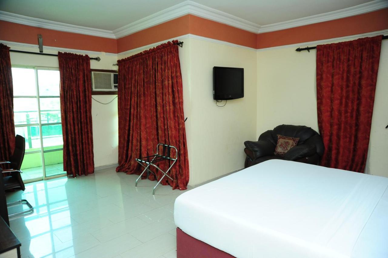 Richton Hotel And Suites Abeokuta Ruang foto